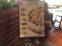 モチクリームカフェ大阪空港店