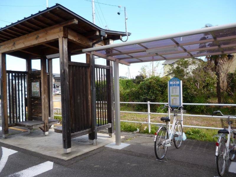 「中区」バス停留所です。