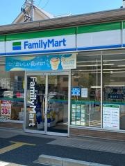 ファミリーマート　西宮鞍掛町店
