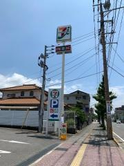 セブンイレブン　大村東三城町店