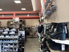 アベイル中御所店