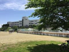 築館小学校