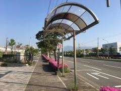「港湾短大前」バス停留所