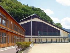 国府小学校