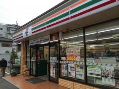 セブンイレブン　久喜南店