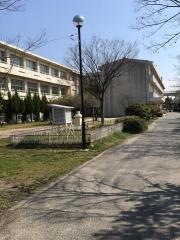 成岩小学校