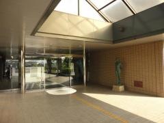 西条市立東予図書館