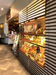西安餃子新浦安モナ店