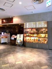 西安餃子新浦安モナ店