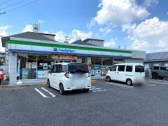 ファミリーマート　安城山崎店
