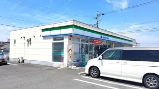 ファミリーマート　キング観光津店
