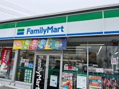 ファミリーマート　岡山さい店