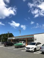 セブンイレブン　館山八幡店