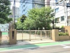 文京区立本郷台中学校