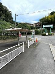 「こどもの国」バス停留所