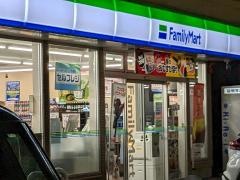 ファミリーマート　千種本山店