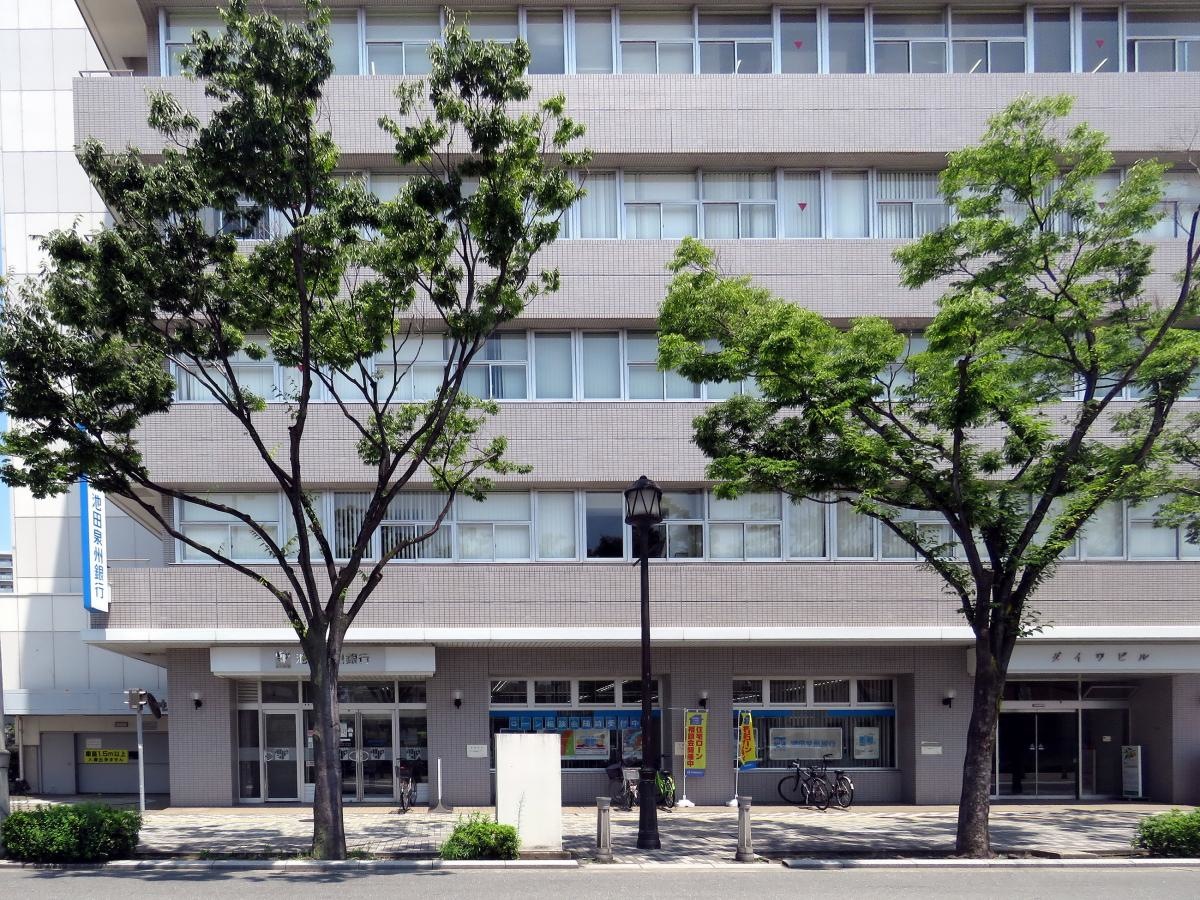 池田泉州銀行堺西支店正面
