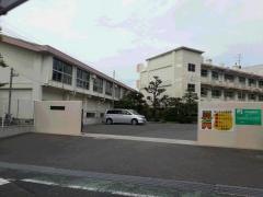 寿山小学校