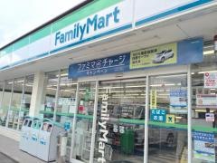 ファミリーマート　西大路七条店