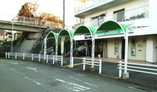 「東落合小学校前」バス停留所