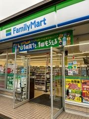 ファミリーマート　十一屋三丁目店