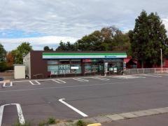 ファミリーマート　五所川原うばやち店