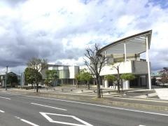 那珂市立図書館