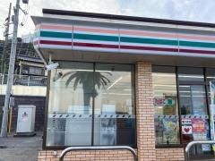 セブンイレブン　勝浦ビーチ店
