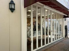ハニーズ　箕面ヴィソラ店