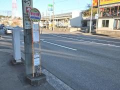 「新北川橋」バス停留所