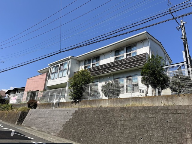 ピースフルライフさくら草 建物全景
