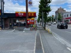 すき家　高津野川店