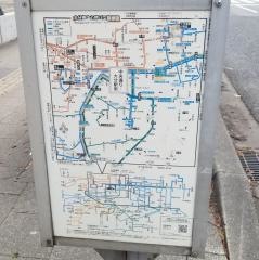 「中央高校前」バス停留所