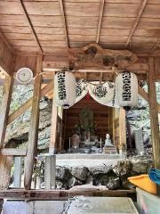 岩門の滝神社
