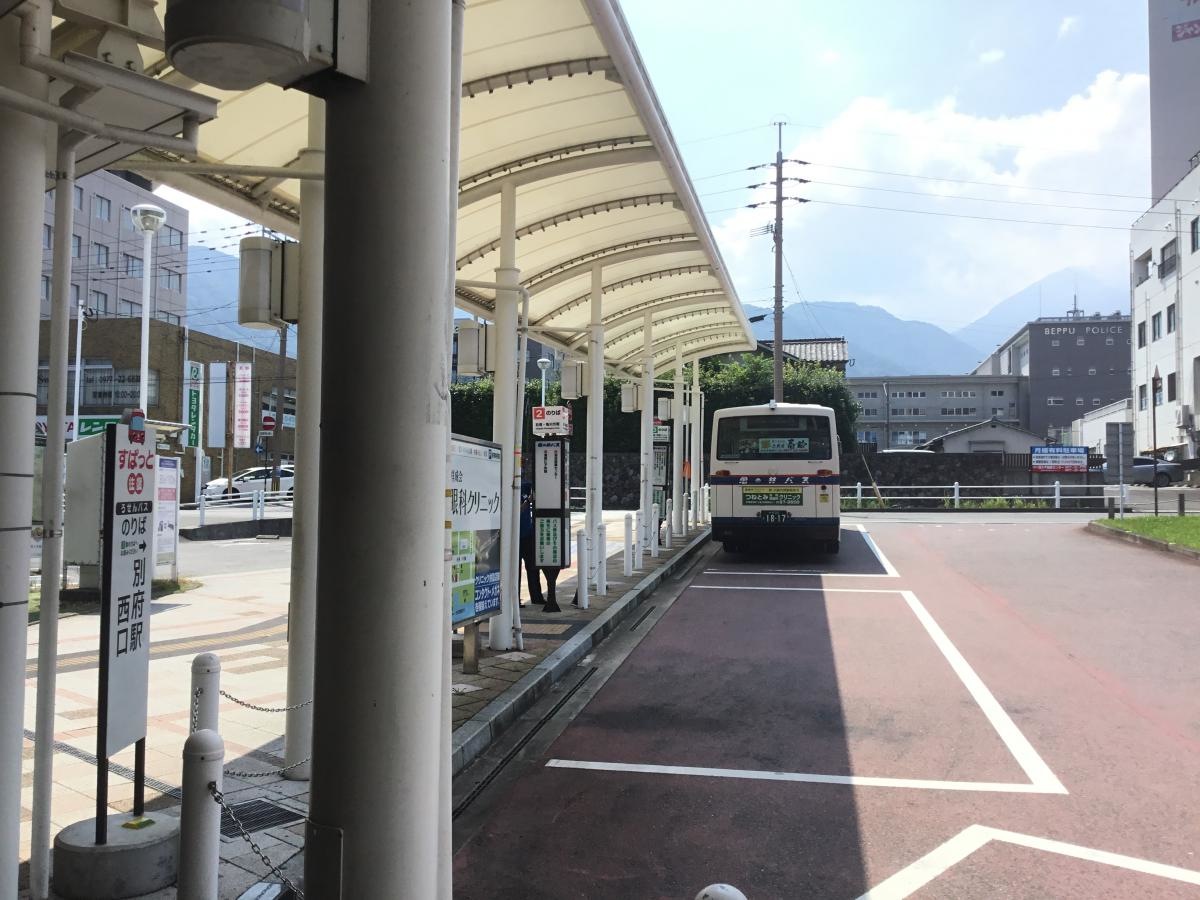 別府駅に車を無料で止められる駐車場があります。