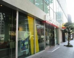 マクドナルド栄広小路店