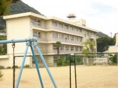 常石小学校