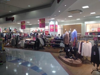 マーケットピア ハニーズ 具志川イオン店 うるま市前原