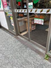 セブンイレブン　赤坂3丁目一ツ木通り店