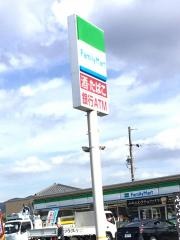 ファミリーマート　春日井坂下四丁目店