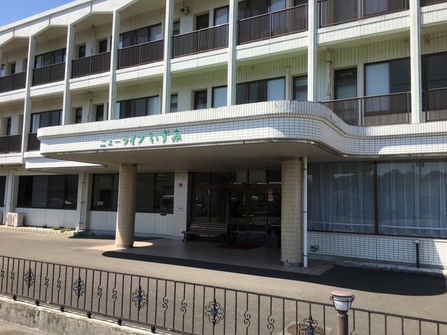 ニューライフいずみ 施設外観