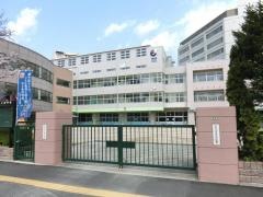 広島三育学院小学校