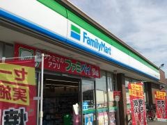 ファミリーマート　津市ヨットハーバー店