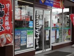 ファミリーマート　東浦緒川植山店