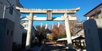 舎人氷川神社