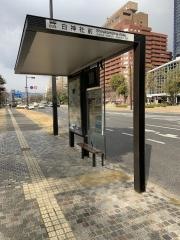 「白神社前」バス停留所