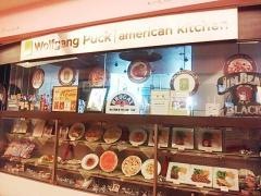 ウルフギャング・パック　アメリカンキッチントレッサ横浜店