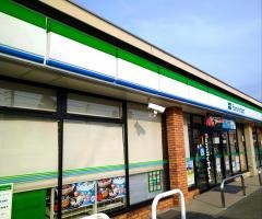 ファミリーマート　松山北久米店