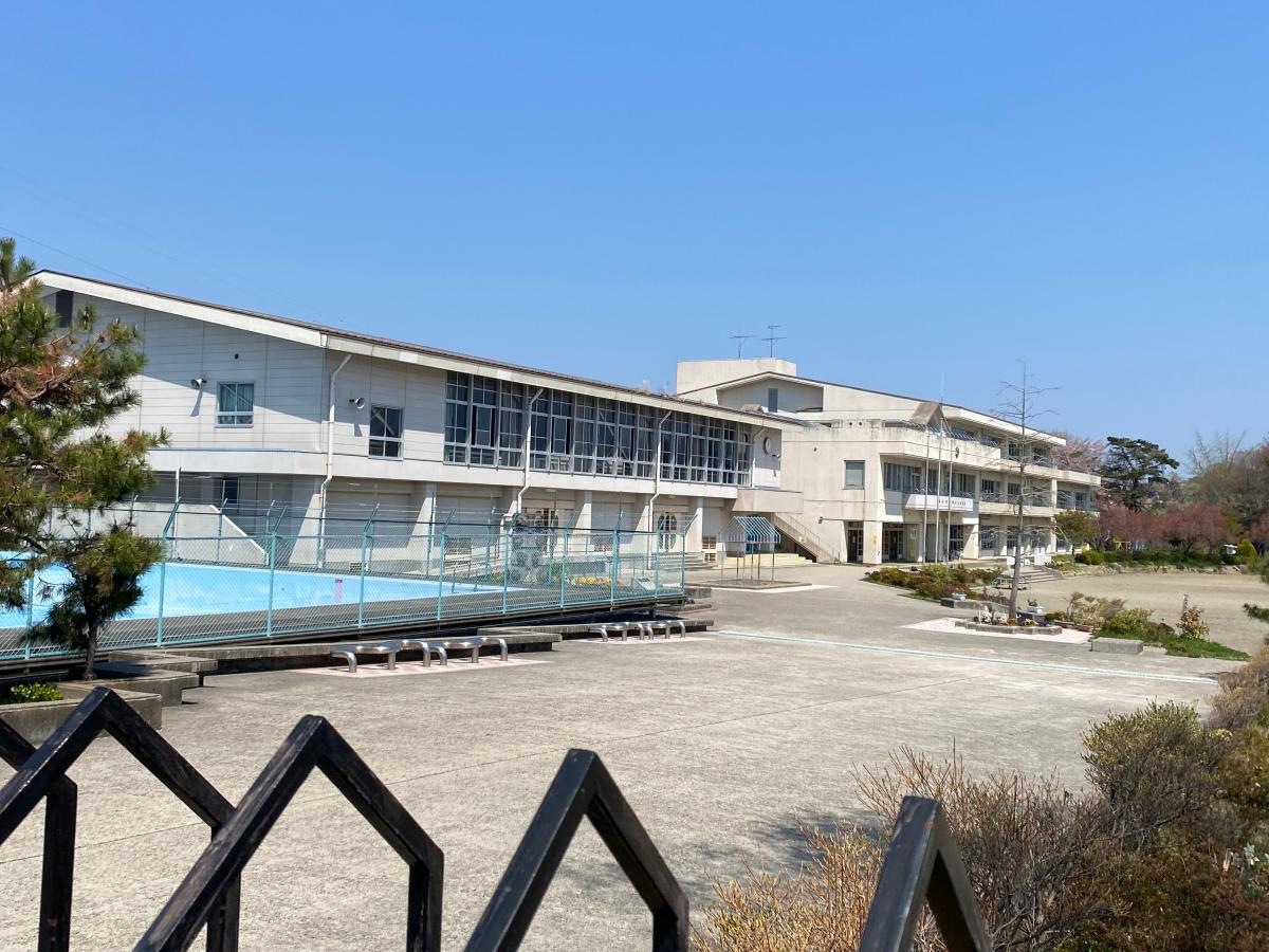 虹の丘小学校