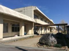 山上小学校